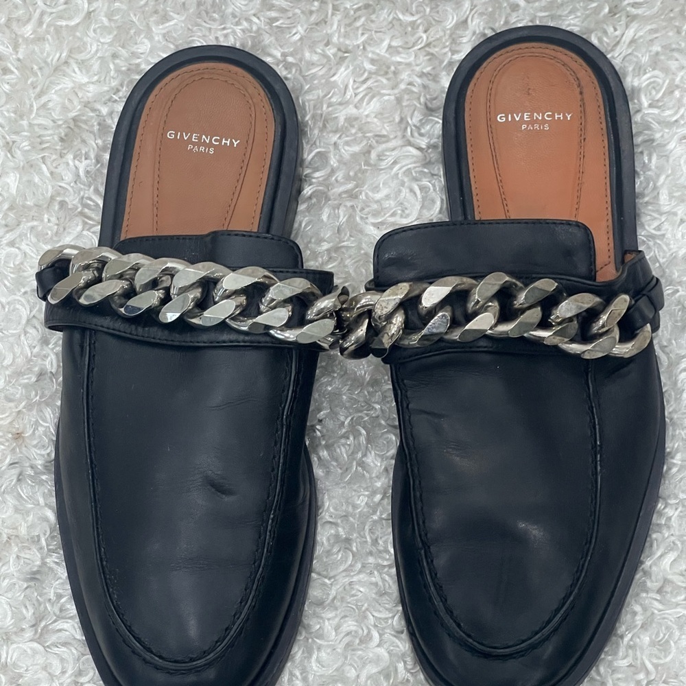 Givenchy Chain Trimmed Leather Slides Mules - Picture 2 of 11